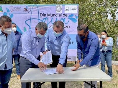 <a href="/noticias/suman-esfuerzos-ceagua-y-jiutepec-para-realizar-acciones-de-desazolves">Suman esfuerzos Ceagua y Jiutepec para realizar acciones de desazolves</a>