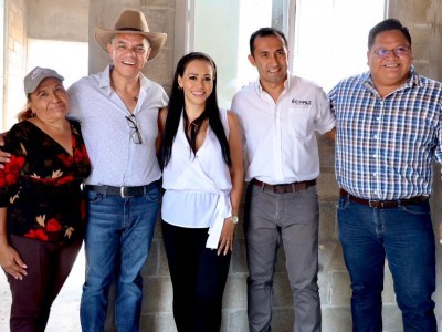 <a href="/noticias/inspecciona-gobierno-de-morelos-obras-de-drenaje-domiciliario-en-beneficio-de-familias-de">Inspecciona Gobierno de Morelos obras de drenaje domiciliario en beneficio de familias de Em...</a>