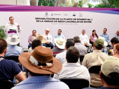 <a href="/noticias/entrega-cuauhtemoc-blanco-obras-para-el-abasto-de-agua-en-campos-de-cultivo-de-axochiapan">Entrega Cuauhtémoc Blanco obras para el abasto de agua en campos de cultivo de Axochiapan</a>