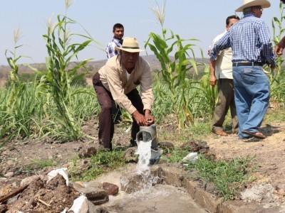 <a href="/noticias/se-construiran-obras-para-aumentar-el-acceso-al-agua-en-el-campo-ceagua">Se construirán obras para aumentar el acceso al agua en el campo: Ceagua</a>